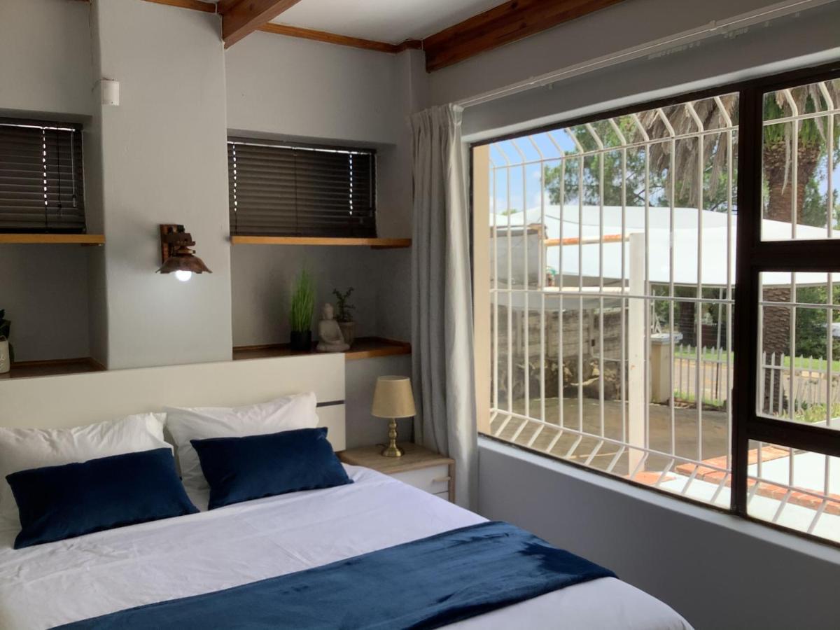 Impala Suite -Entire Unit- 2 Bedroom With 1 Ensuite Bathroom Ladysmith Exterior photo